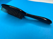 Load image into Gallery viewer, The Curl Smoother: Detangling Brush