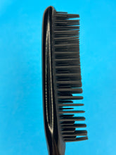 Load image into Gallery viewer, The Curl Smoother: Detangling Brush