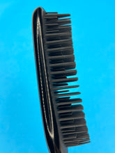 Load image into Gallery viewer, The Curl Smoother: Detangling Brush